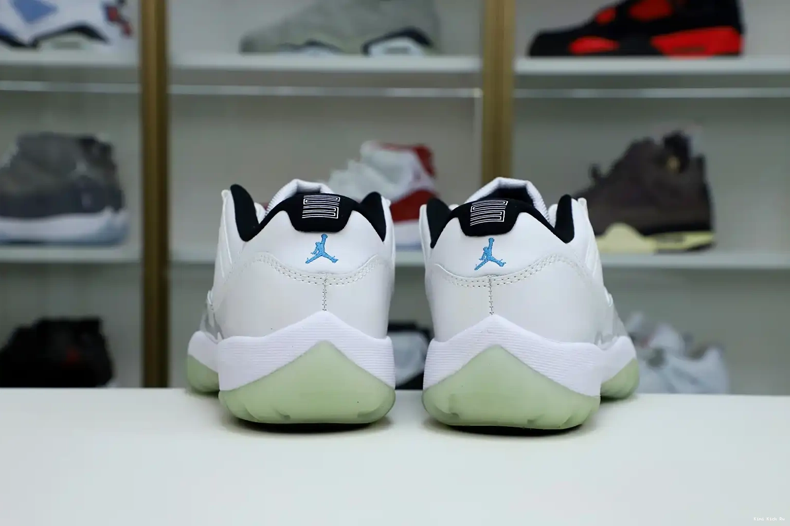 BLUE LOW Kimikick RETRO JORDAN AIR 11 LEGEND 0711